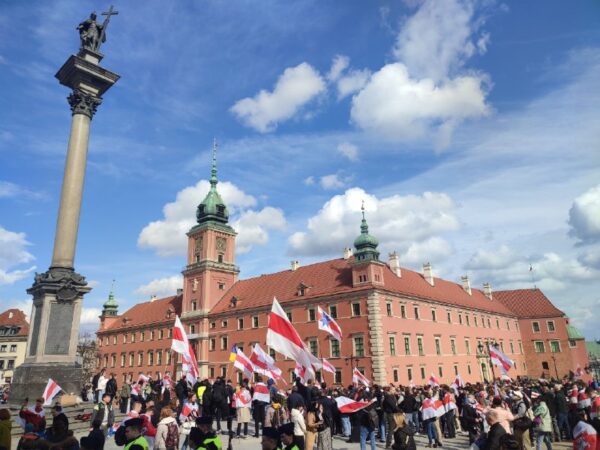 Дзень Волі ў Варшаве#Дзень_ВоліБеларусы Замежжа | Даслаць навіну…