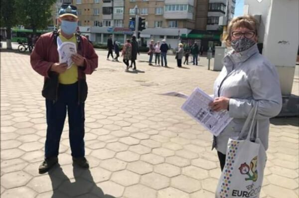 В Бобруйске ОМОН задержал трёх активистов ОГП и РЭП – Галину Смирнову, Владимира Романовского и  Але…