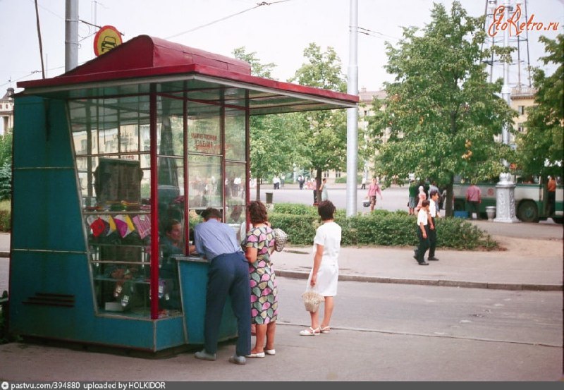 Киоск на площади Победы, 1964…