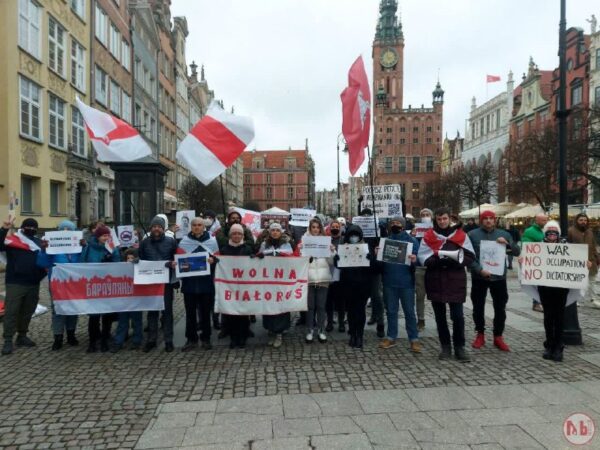 Беларусы Гданьска, Сопата і Гдыні сёння на сваёй Акцыі салідарнасці заклікалі ўсіх беларусаў сказаць…