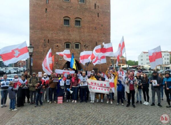 Нядзельная Акцыя салідарнасці беларусаў Гданьска, Сопата і Гдыні, прысвечаная Дню палітвязняў у Бела…